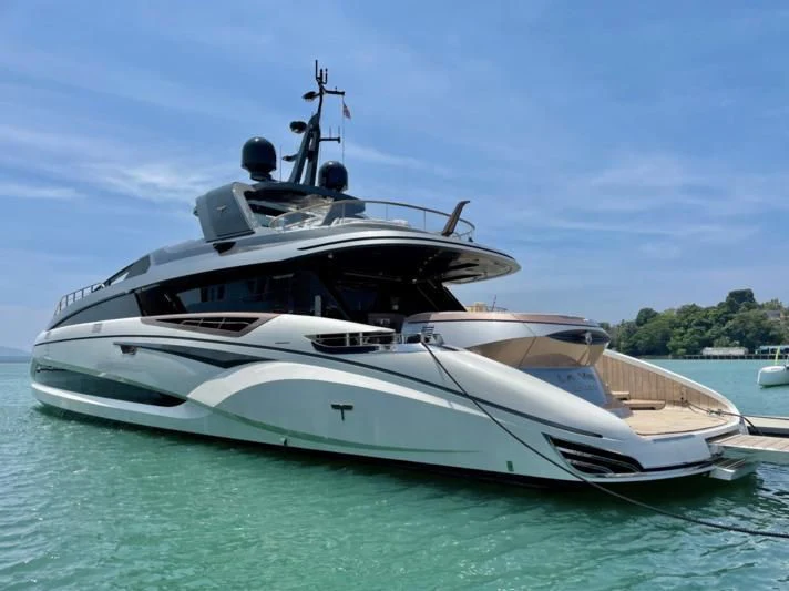 a white yacht in the water aboard LA VIE Yacht for Sale