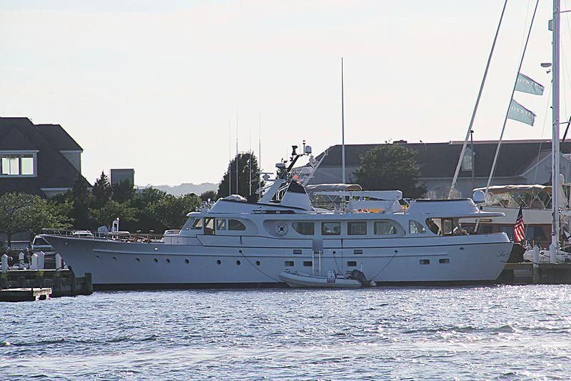 a boat in the water aboard SEA CZAR Yacht for Sale