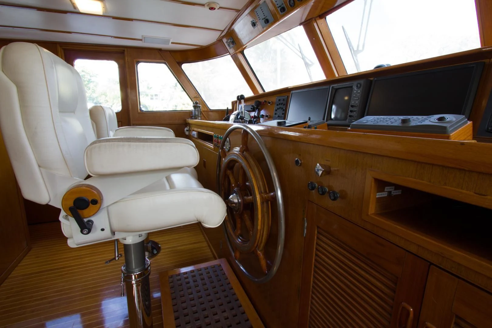 a room with a desk and a chair aboard SEA CZAR Yacht for Sale