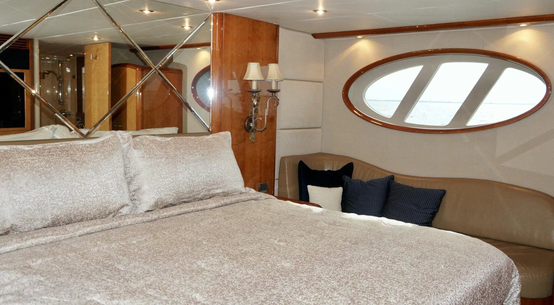 a bed with a large bed aboard KATHLEEN Yacht for Sale
