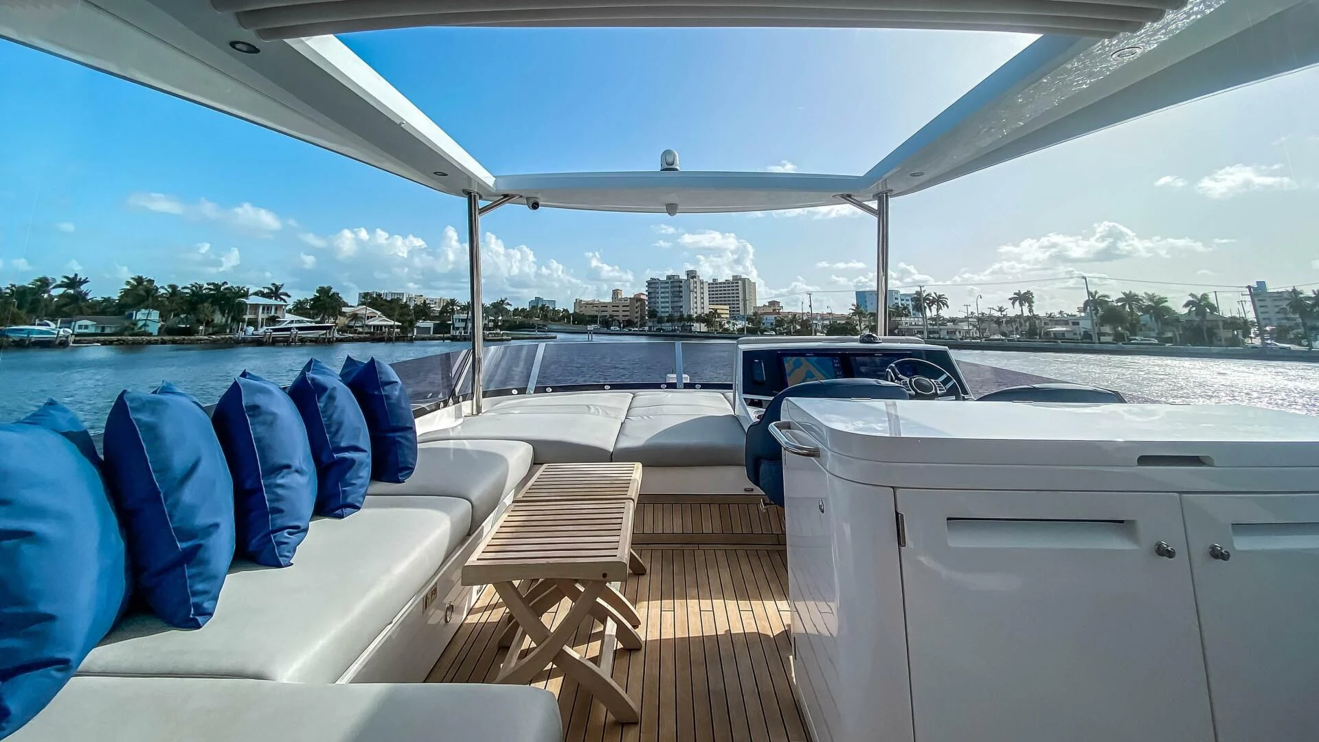 a boat on the water aboard LAGO PARADISE Yacht for Sale