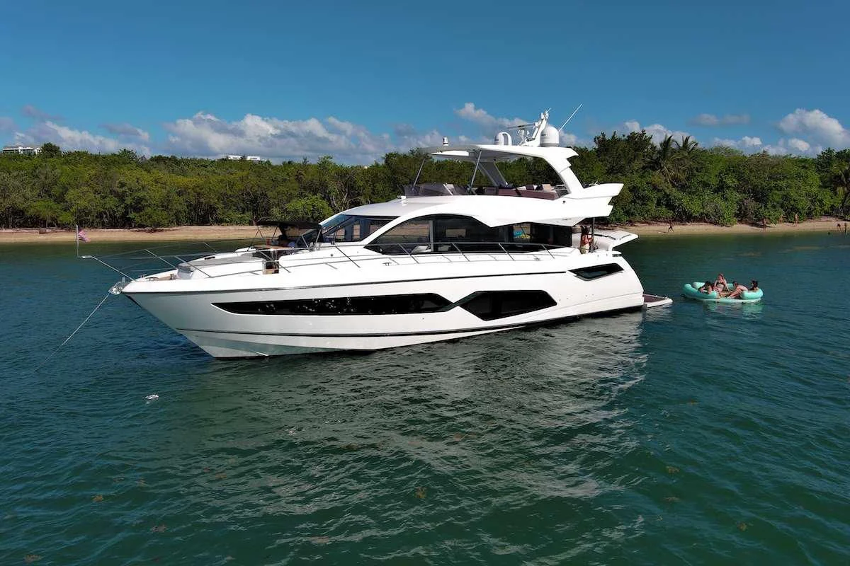 a boat in the water aboard LAGO PARADISE Yacht for Sale
