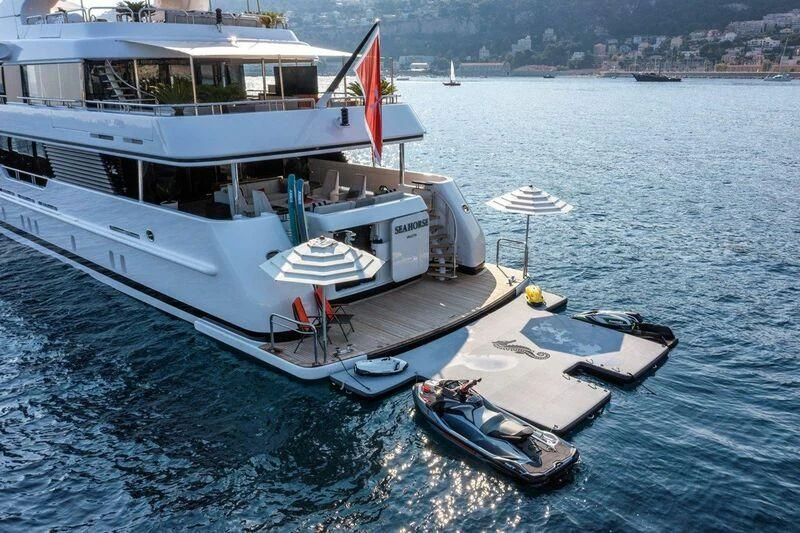 boats in the water aboard SEAHORSE Yacht for Sale