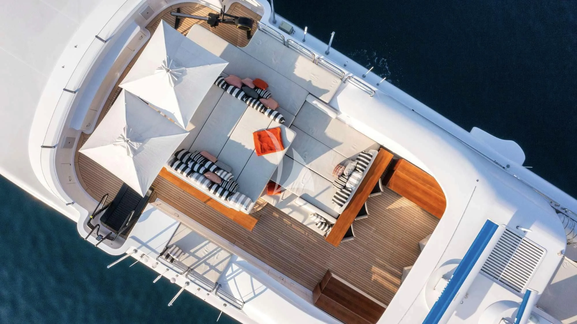 a satellite in the sky aboard SEAHORSE Yacht for Sale