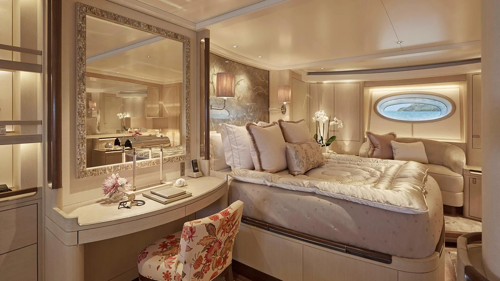 a room with a bed and a mirror aboard ELFJE Yacht for Sale