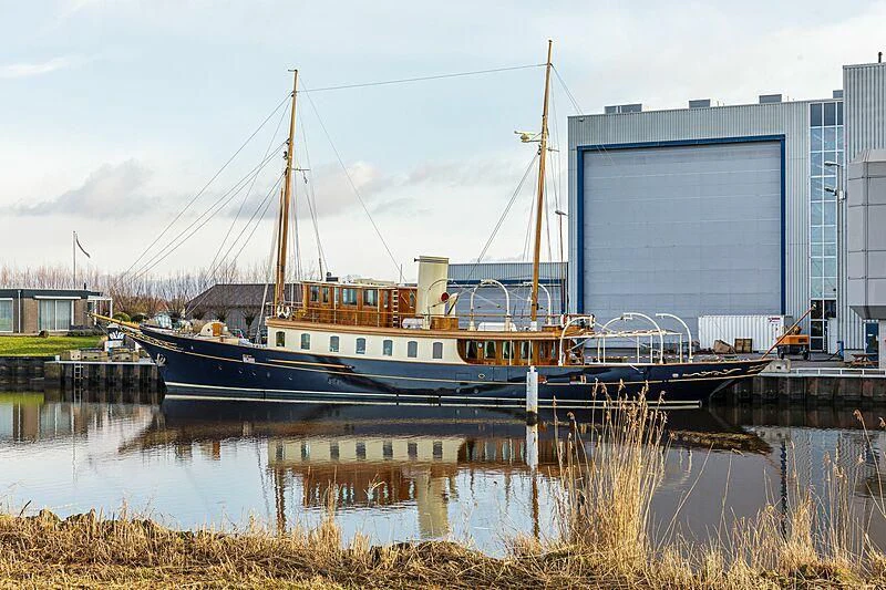 a boat docked at a pier aboard ATLANTIDE Yacht for Sale