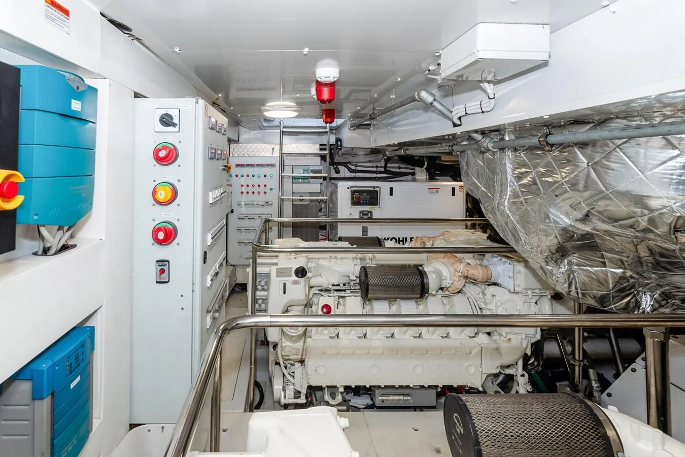a machine in a room aboard AZIMUT GRANDE 26/25 Yacht for Sale