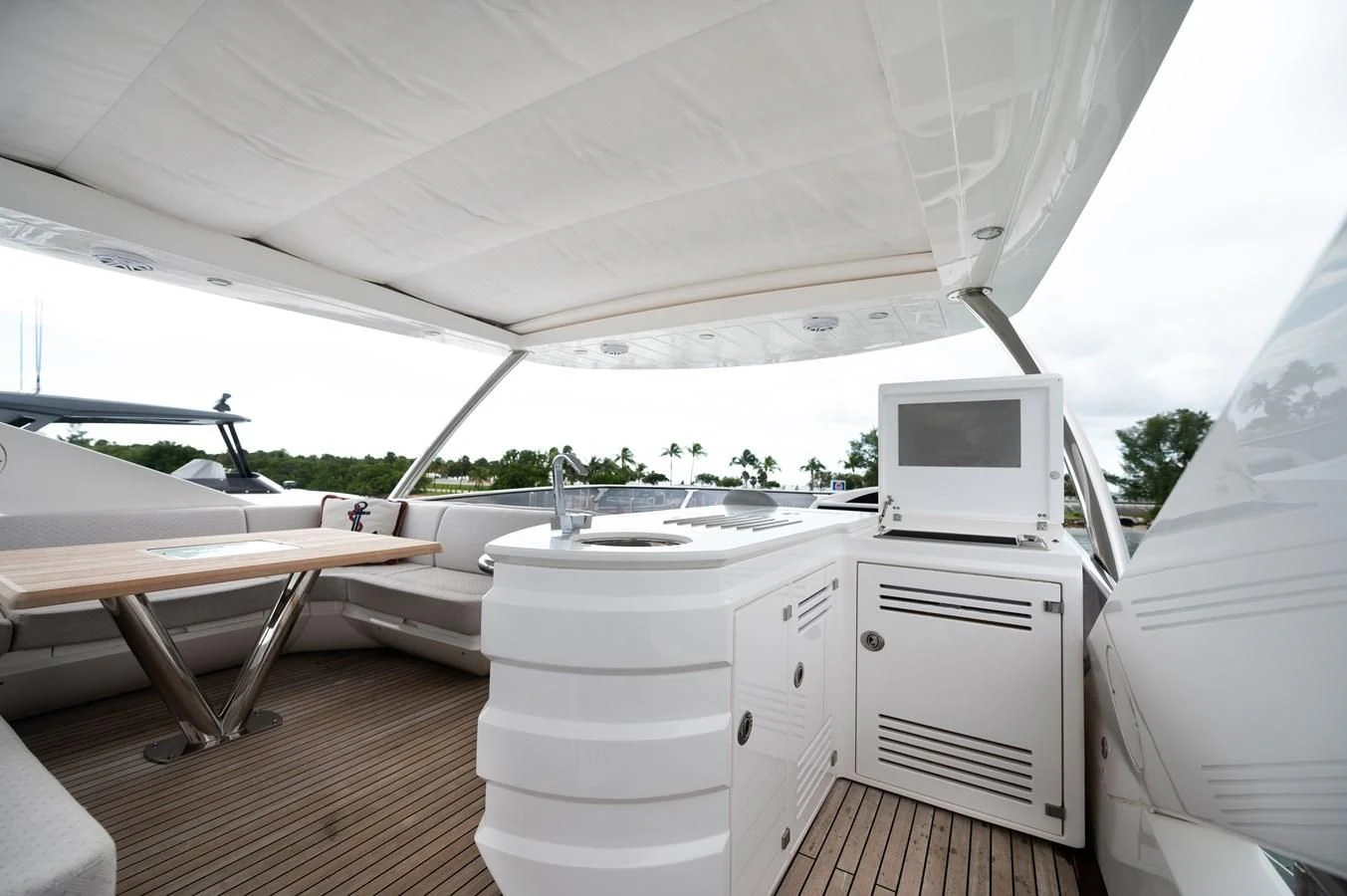 a tent with a couple of computers aboard SUNSEEKER 75 YACHT Yacht for Sale