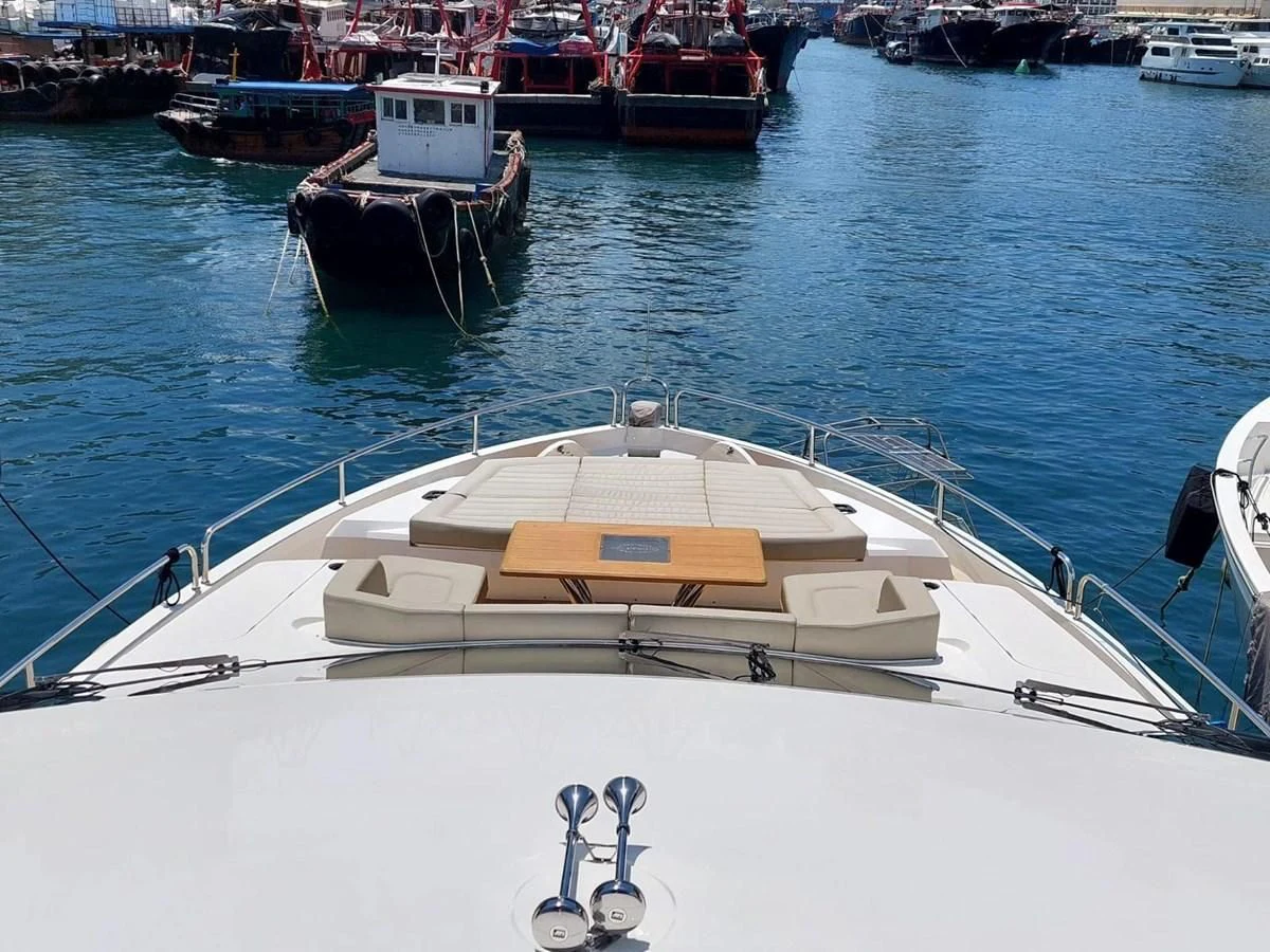a boat in the water aboard SUNSEEKER 75 YACHT Yacht for Sale