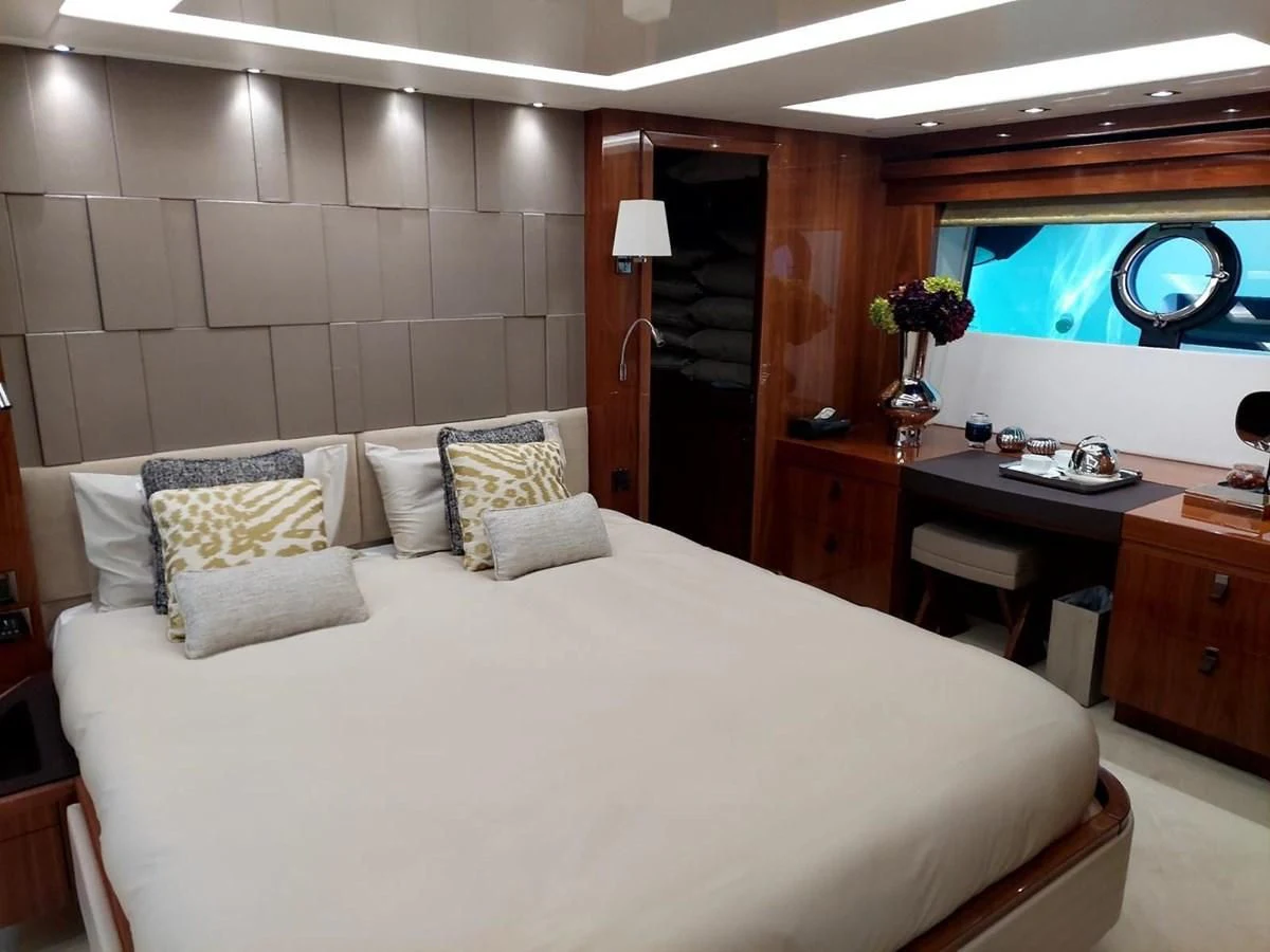 a bed in a room aboard SUNSEEKER 75 YACHT Yacht for Sale