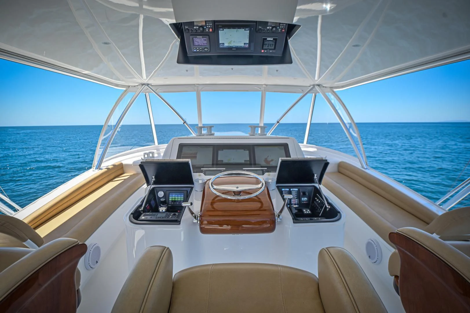 the inside of a boat aboard GALATI  TRADE Yacht for Sale