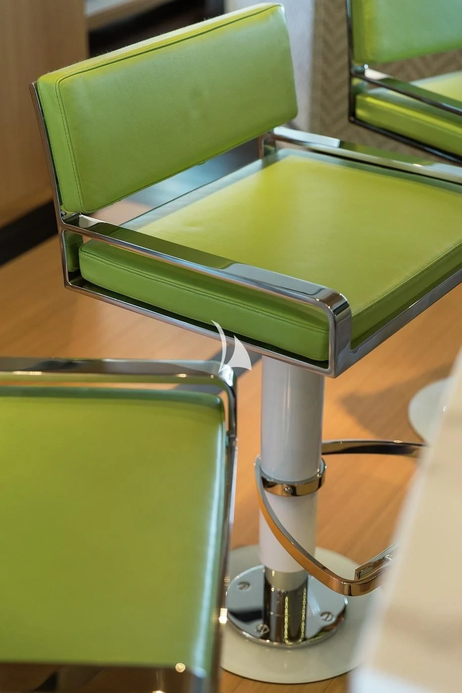 a metal stand with a metal handle aboard SCOTT FREE Yacht for Charter