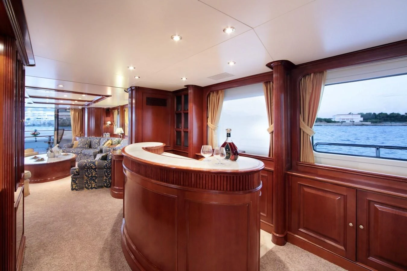 a large bathroom with a large bathtub aboard INOUIS Yacht for Charter