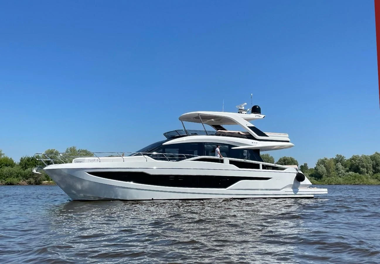 a boat on the water aboard AQUAMARINA Yacht for Sale