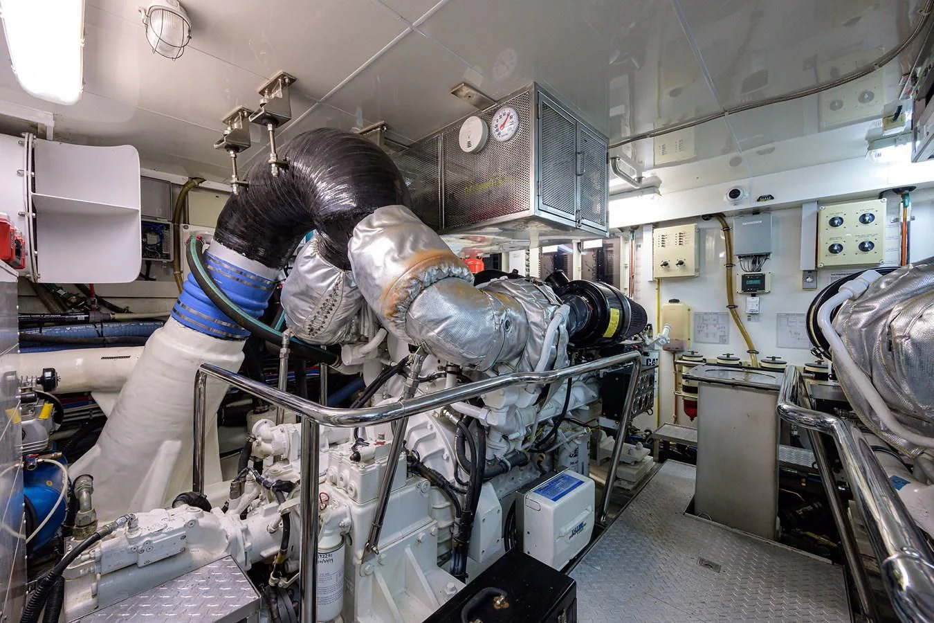 a room with medical equipment aboard BARNSTAR Yacht for Sale