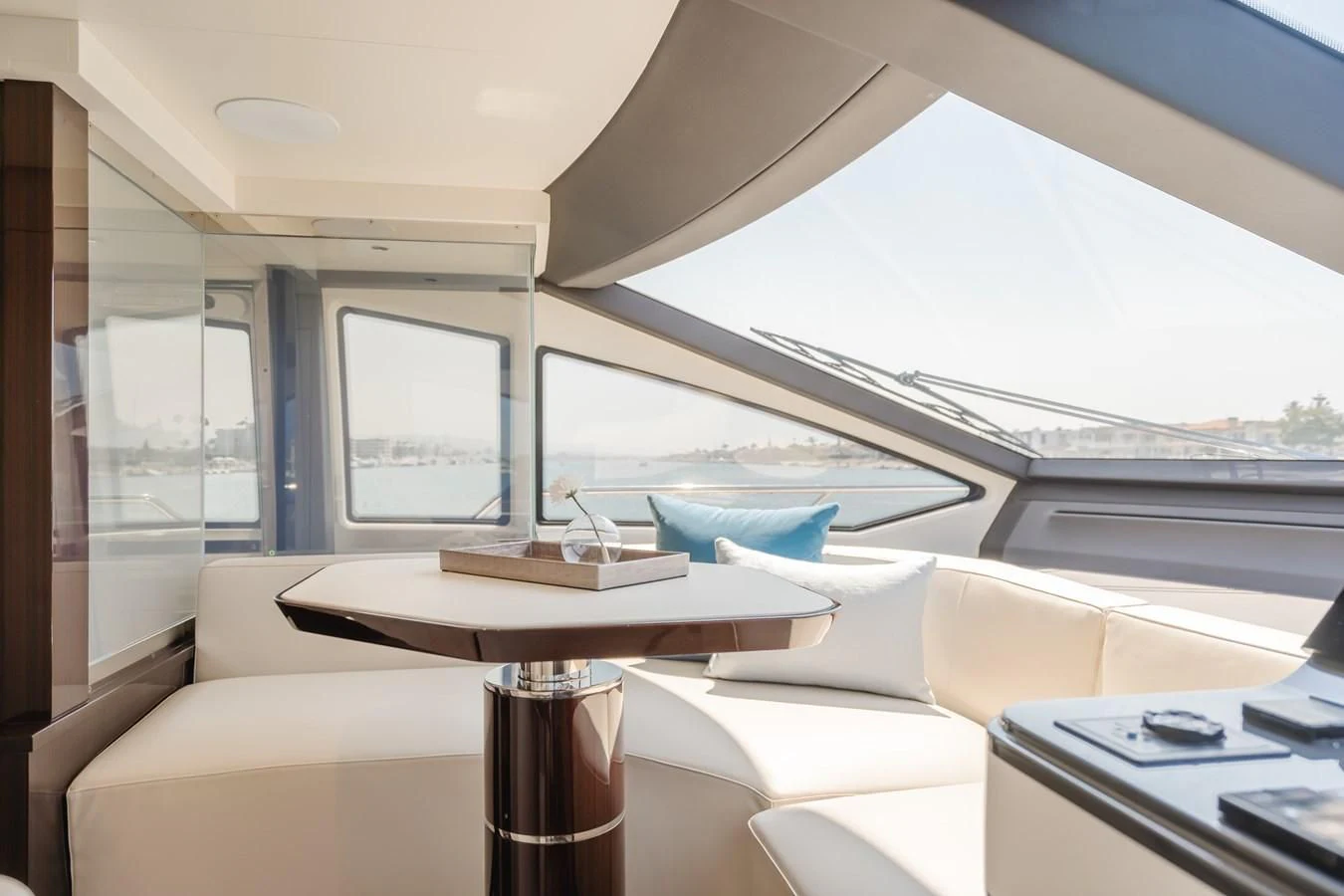 a boat on the water aboard AZIMUT 25 METRI GRANDE Yacht for Sale