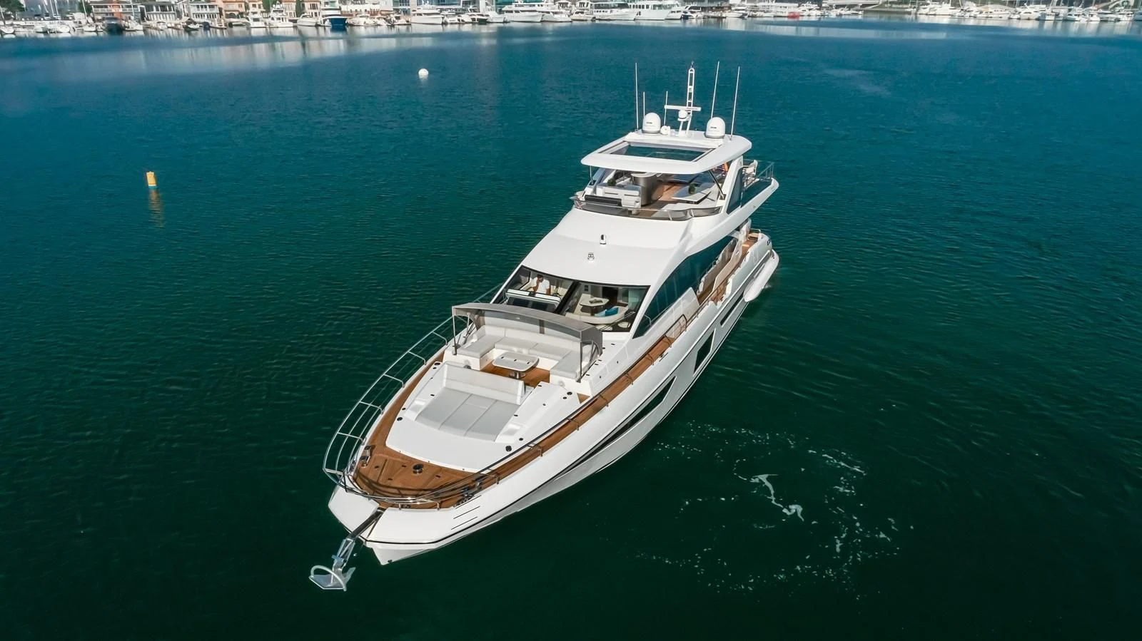 a boat in the water aboard AZIMUT 25 METRI GRANDE Yacht for Sale