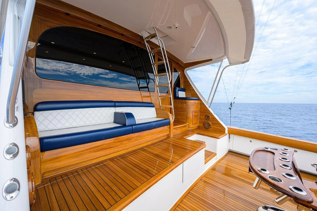 inside of a boat aboard FORTY NINER Yacht for Sale