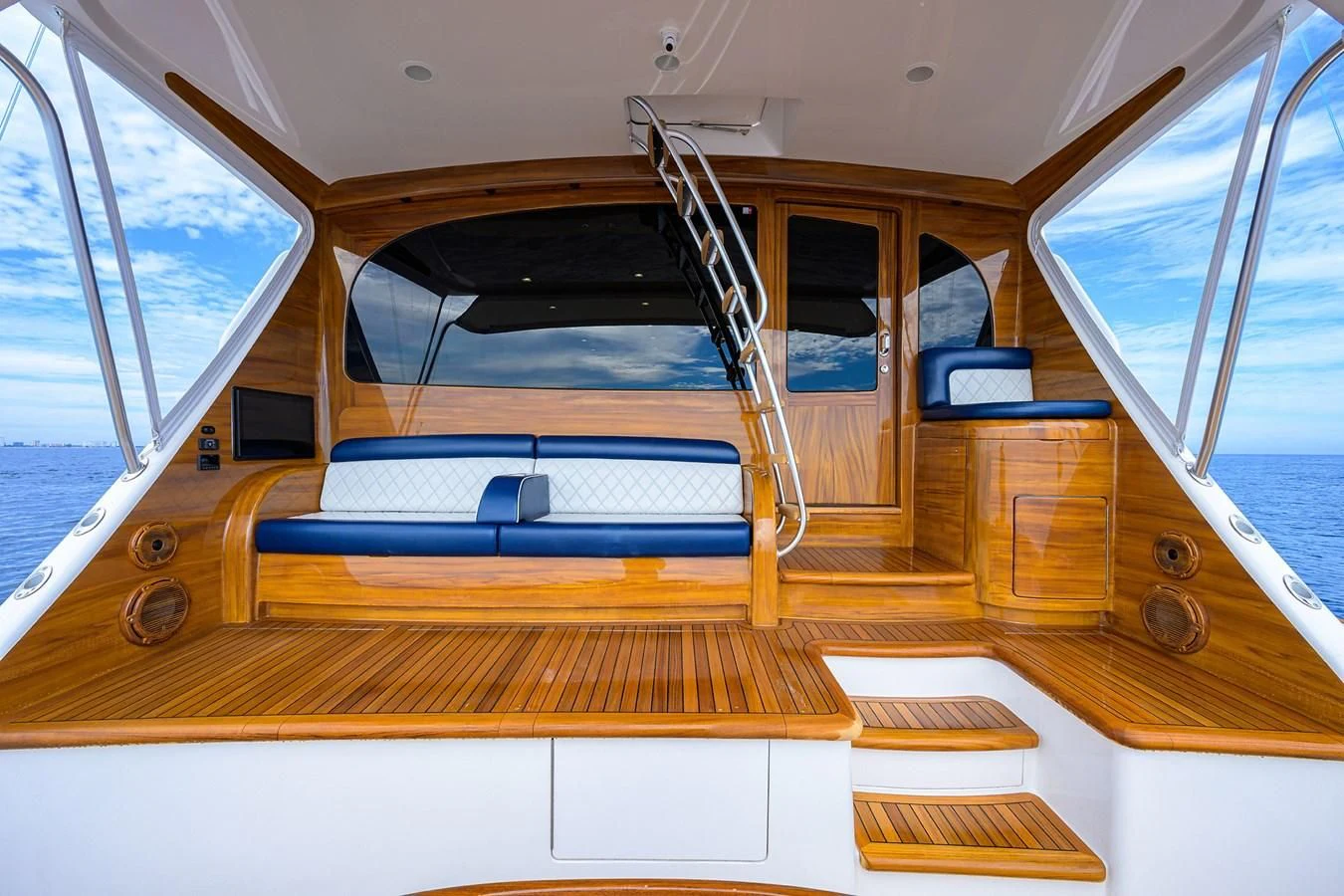 inside of a boat aboard FORTY NINER Yacht for Sale