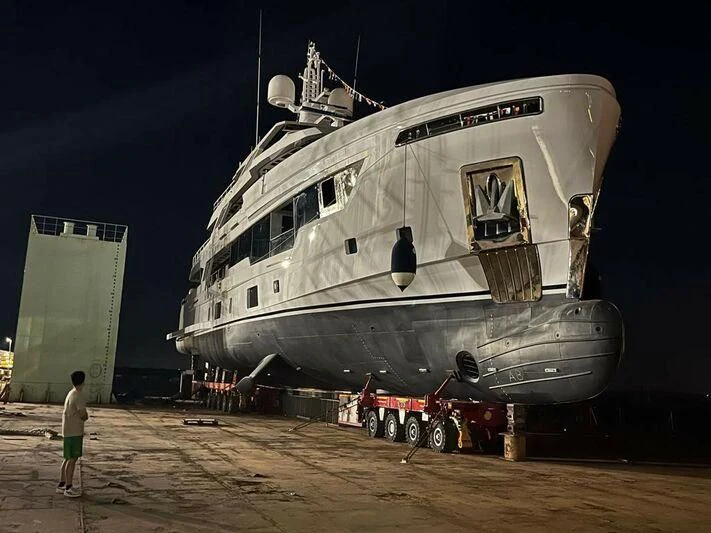 a large space ship on a beach aboard CARITA Yacht for Sale