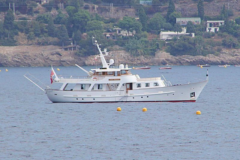 a boat in the water aboard FIVE ANGELS Yacht for Sale