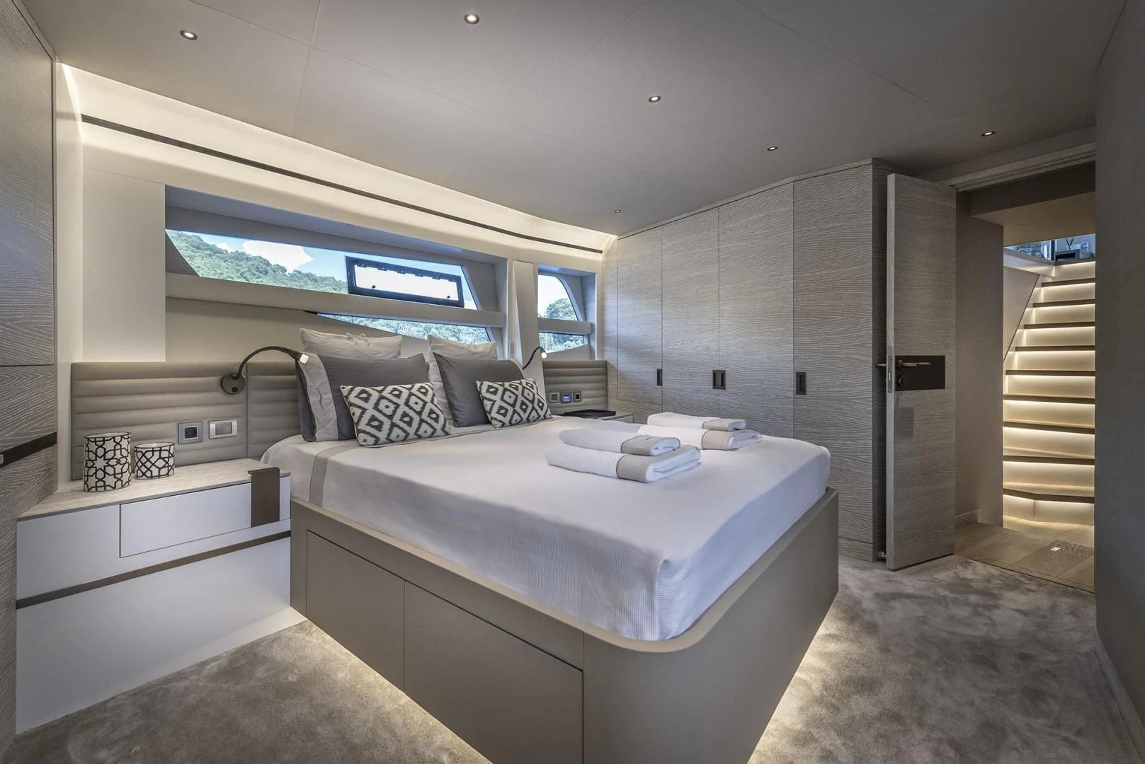 a room with two beds aboard NUMARINE 26XP/24 Yacht for Sale