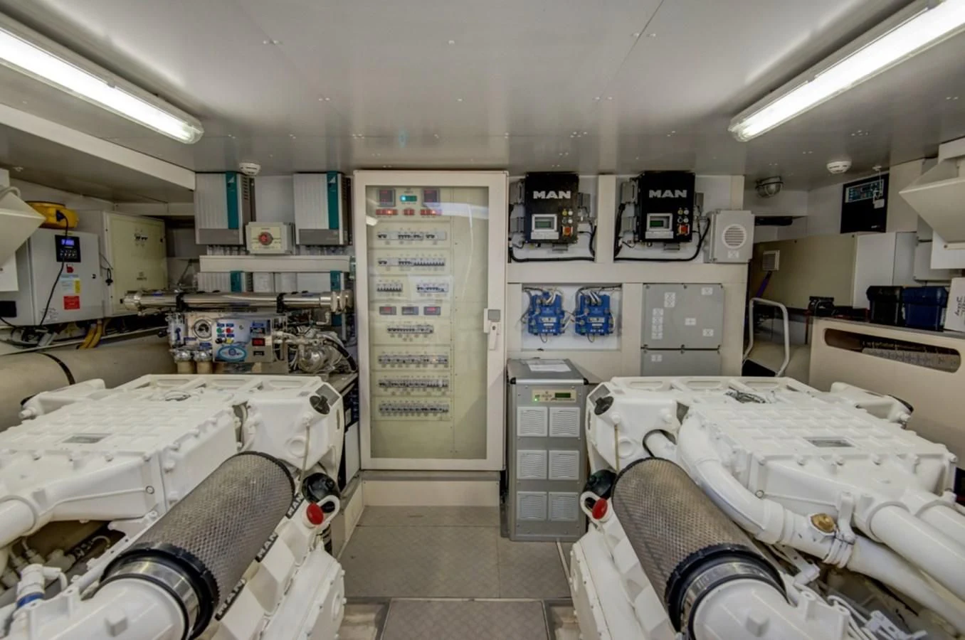 a room with medical equipment aboard GOLDEN BELLE Yacht for Sale