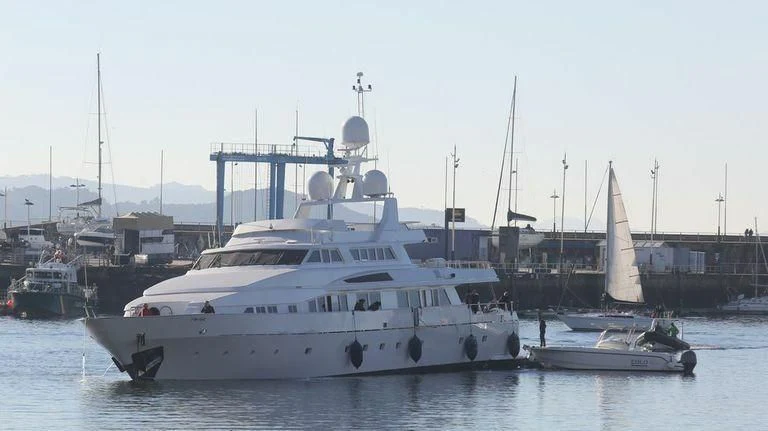 a boat in the water aboard TUMBERRY C Yacht for Sale