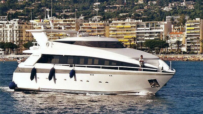 a boat on the water aboard MOONTAZZAM II Yacht for Sale