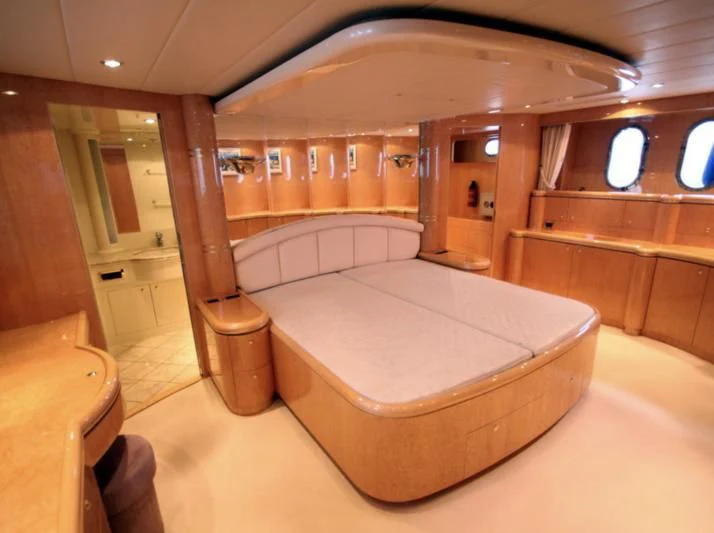 a large bathroom with a large bathtub aboard JOYS Yacht for Sale