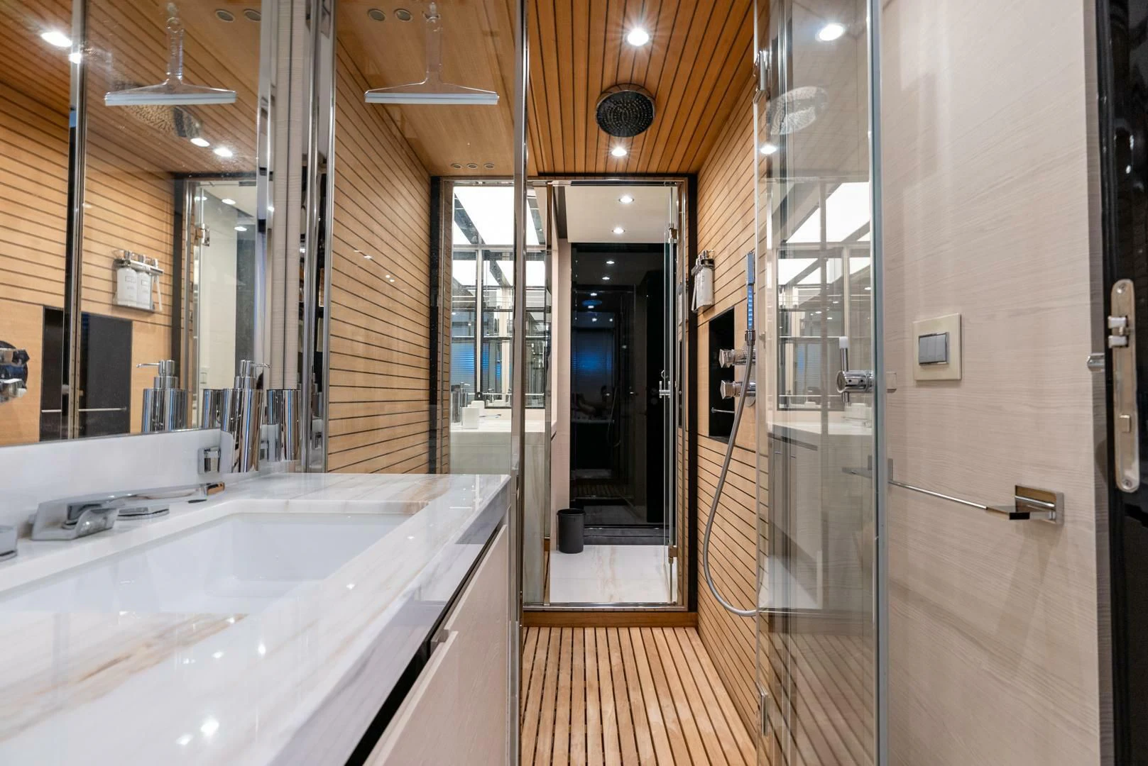 a bathroom with a large tub aboard 80 AZIMUT Yacht for Sale