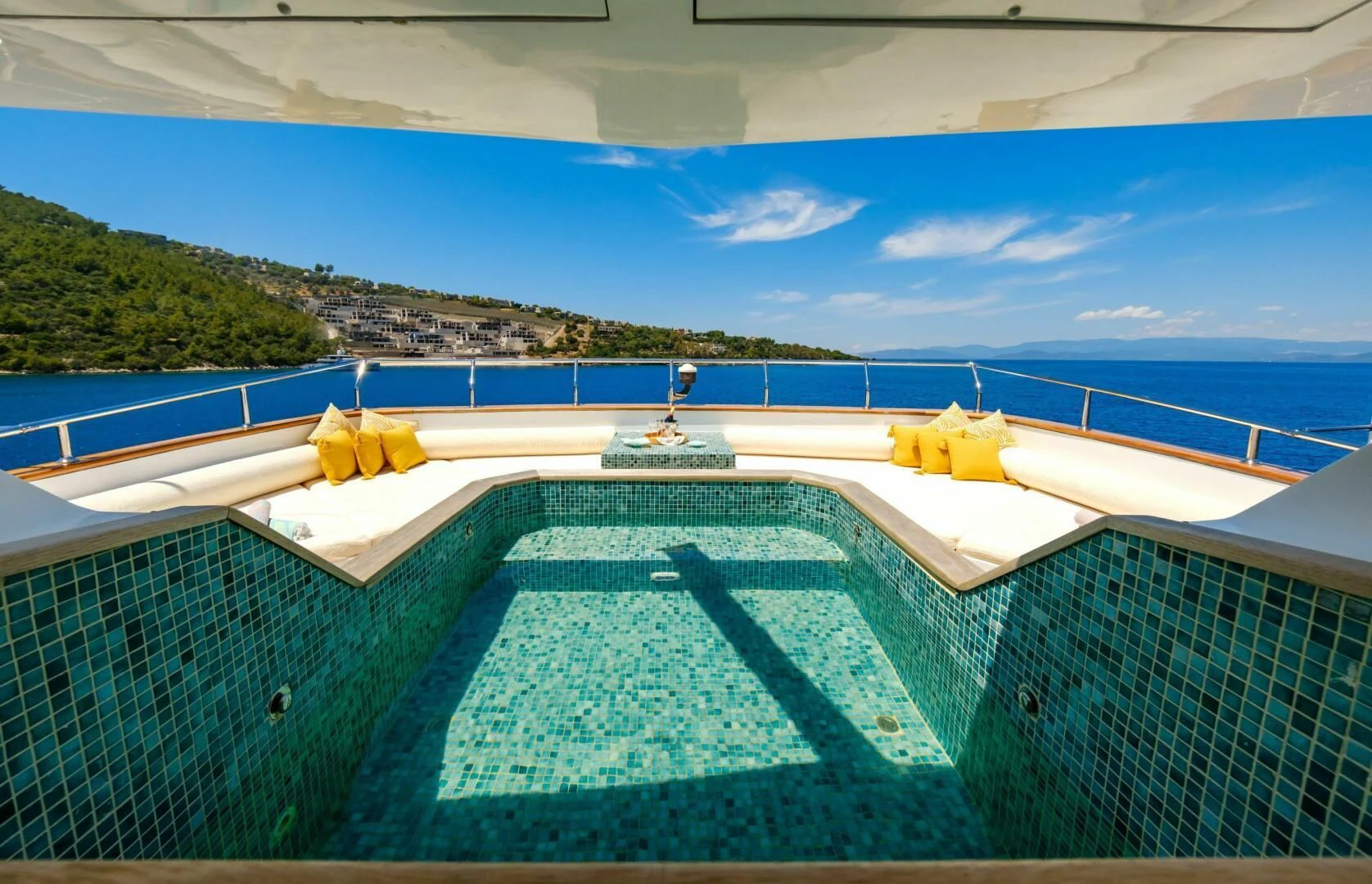a swimming pool with a pool aboard OTTAWA IV Yacht for Sale
