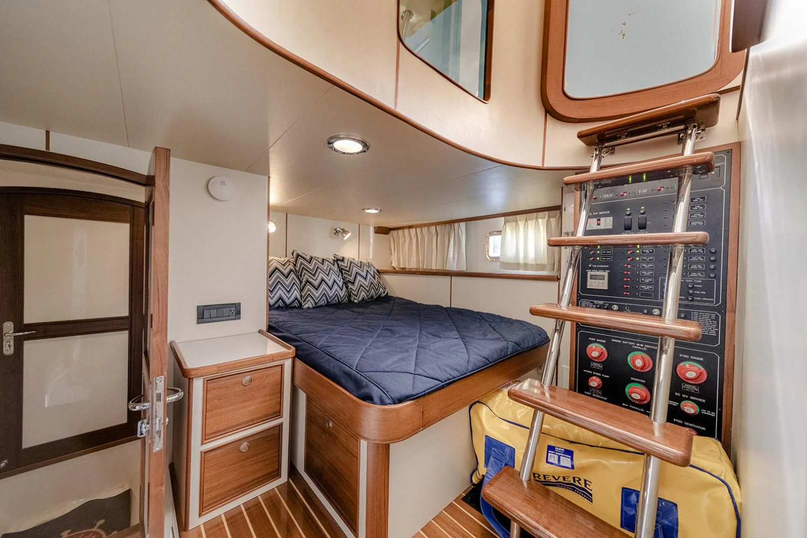 a small bedroom with a bunk bed aboard EASYWAY Yacht for Sale