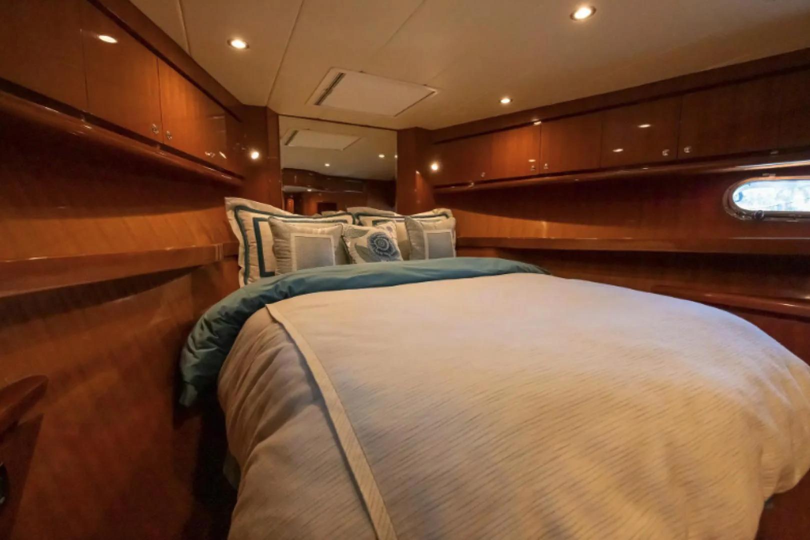 a bed in a cabin aboard WRITE SOON Yacht for Sale