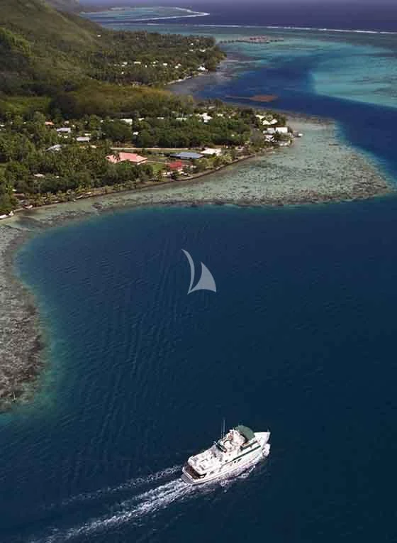 a boat sailing on the sea aboard ASKARI Yacht for Sale