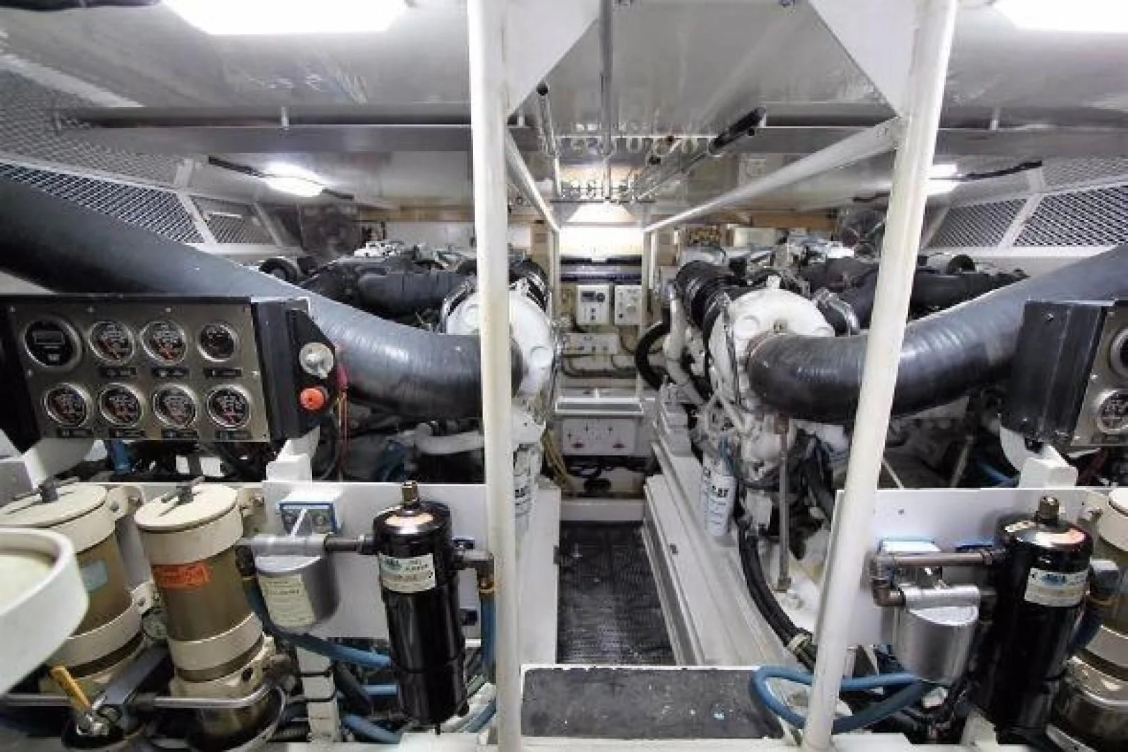 a machine with pipes aboard BROKYSTONE Yacht for Sale