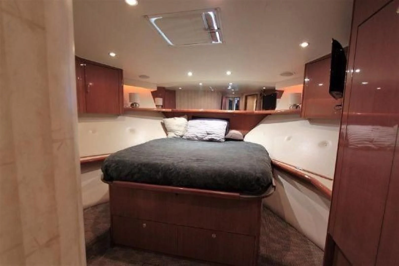 a bed in a bathroom aboard BROKYSTONE Yacht for Sale