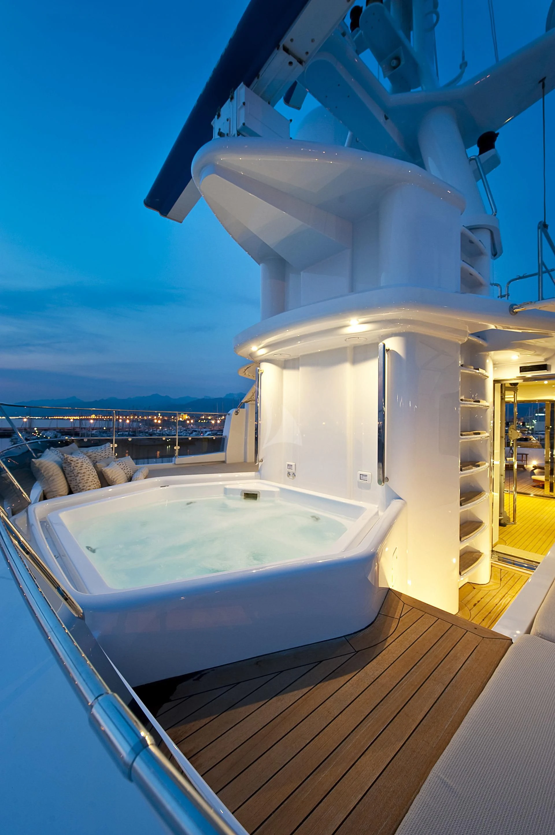 a large white tub in a room aboard ELENA V Yacht for Sale
