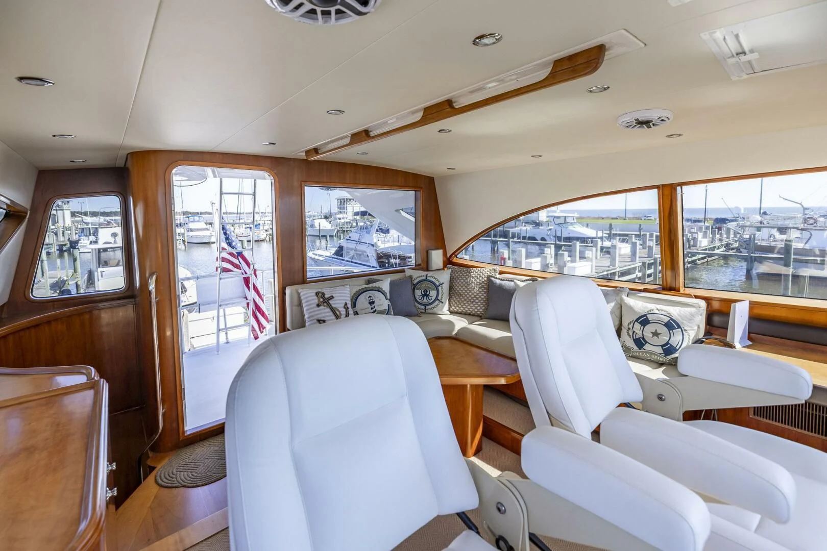 inside of a boat aboard REEL BUSY Yacht for Sale