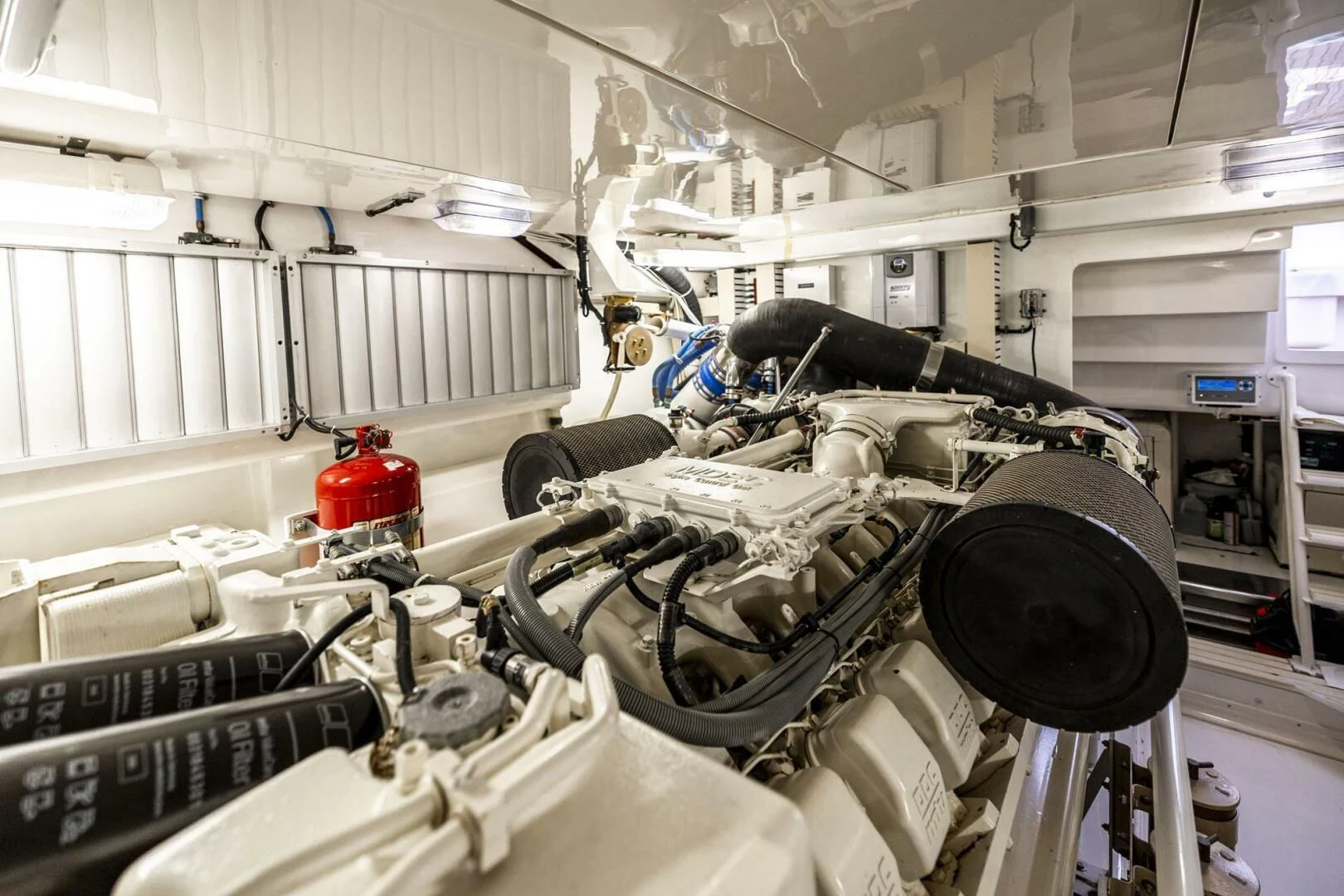 a room with machinery aboard REEL BUSY Yacht for Sale