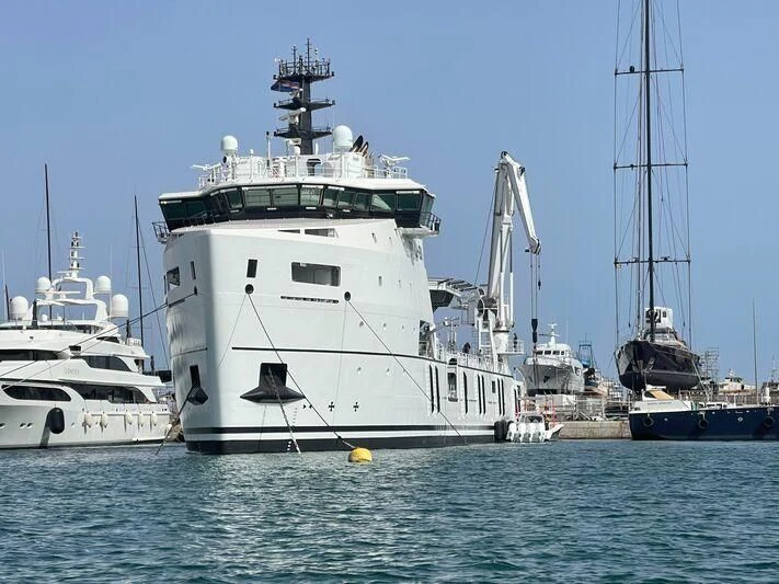 a group of boats in the water aboard WINGMAN Yacht for Sale