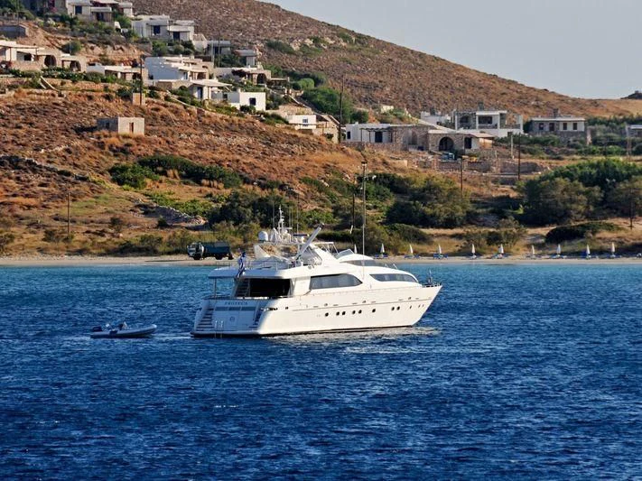 a boat on the water aboard HUNTER Yacht for Sale