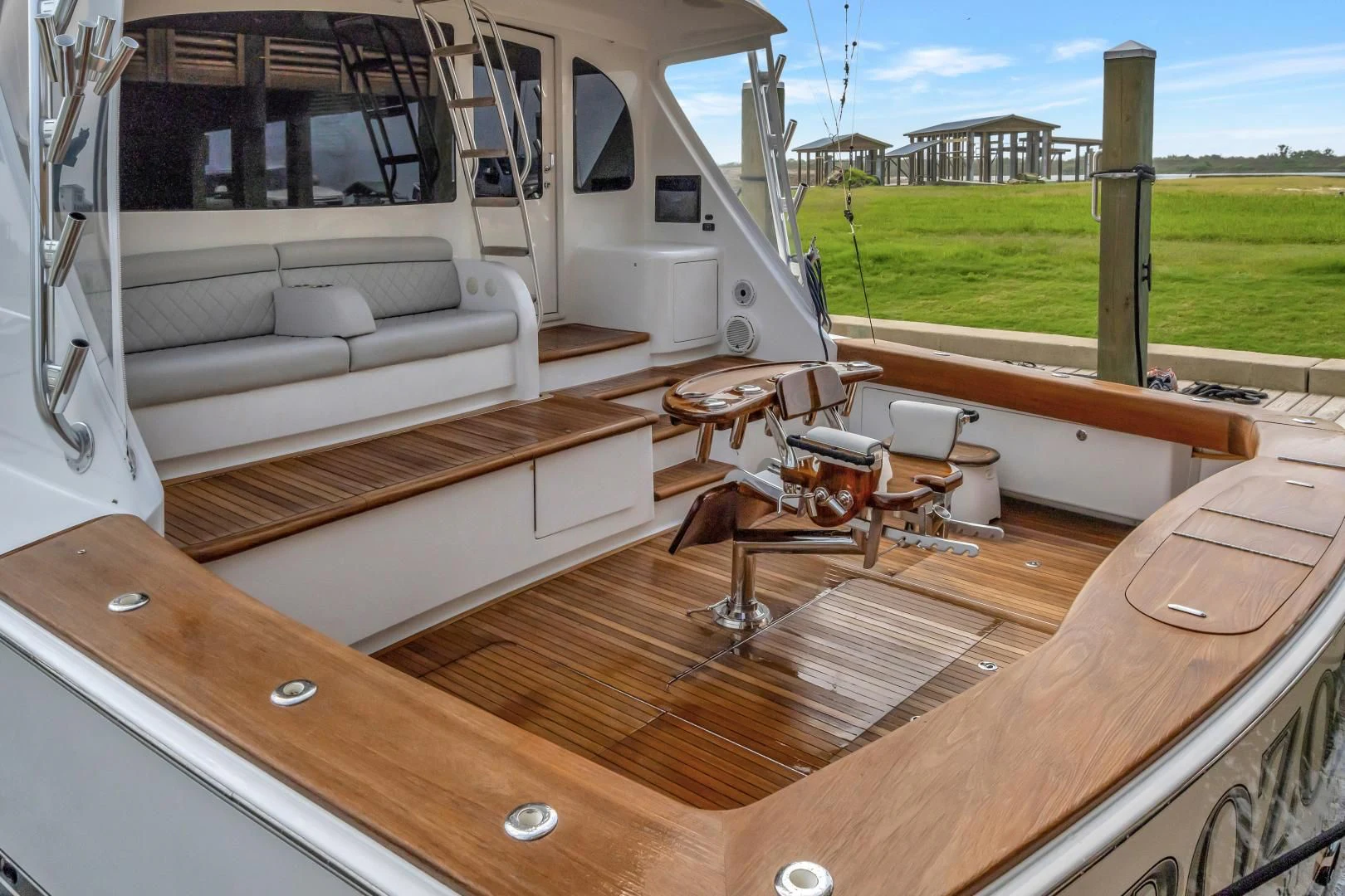 inside of a boat aboard POZO SECO Yacht for Sale