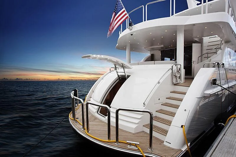 a boat on the water aboard PINGUINITO Yacht for Sale