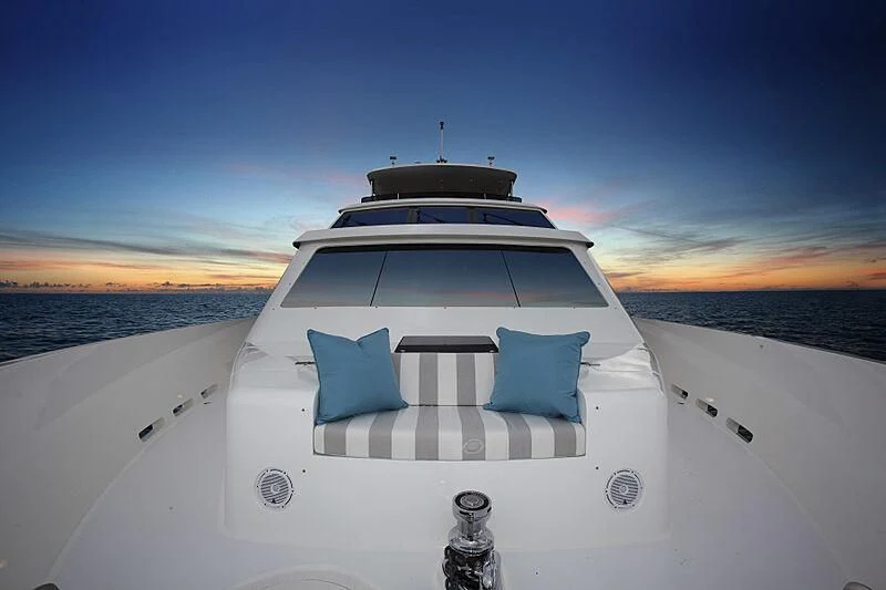 a boat on the water aboard PINGUINITO Yacht for Sale
