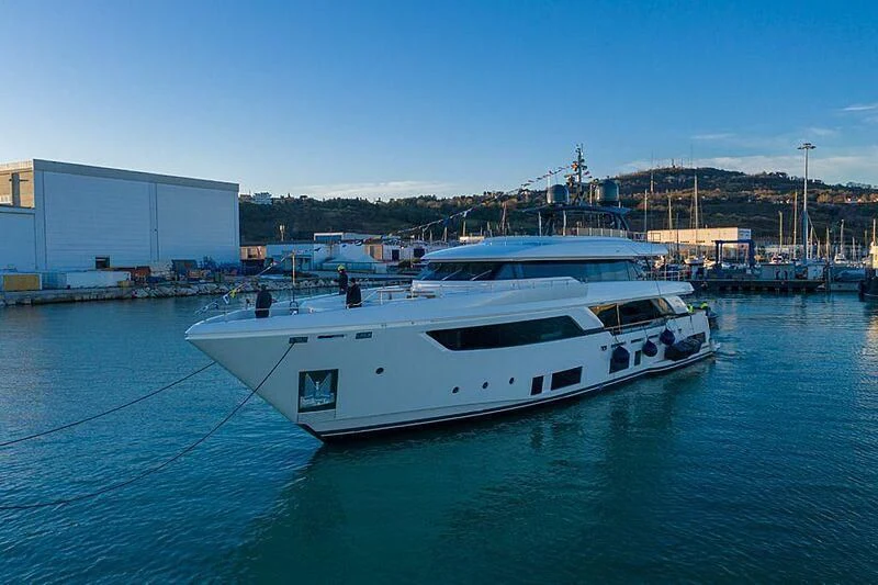 a boat in the water aboard JOANNA B Yacht for Sale
