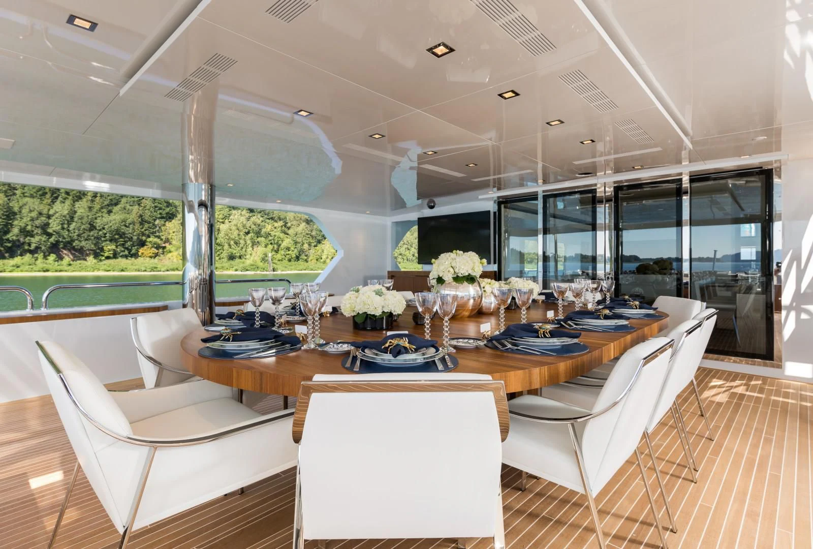 a large modern looking living room aboard CHASSEUR Yacht for Charter