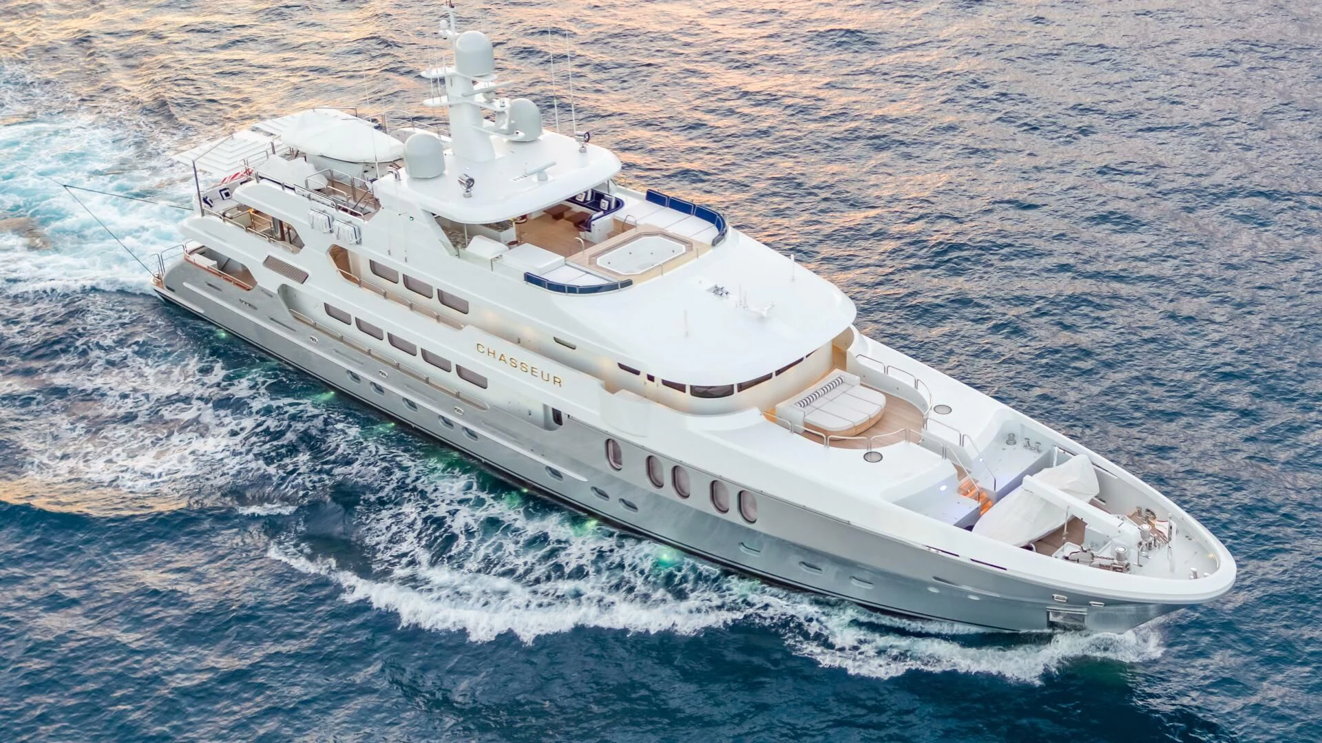 Watch Video for CHASSEUR Yacht for Charter