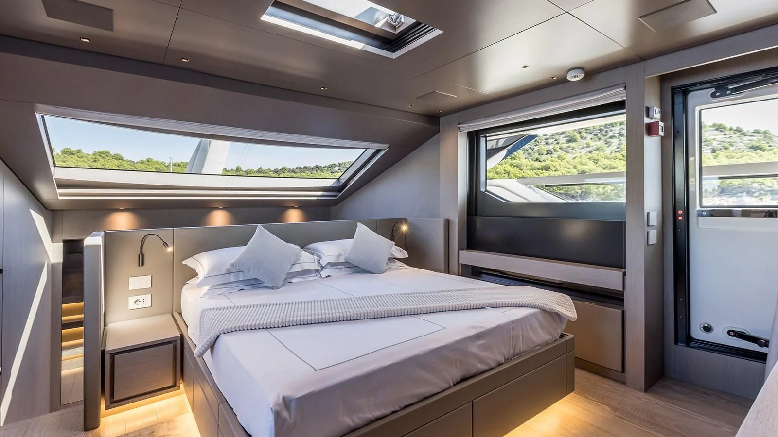 a room with two beds aboard JICJ Yacht for Sale