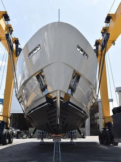 a large space ship aboard JICJ Yacht for Sale